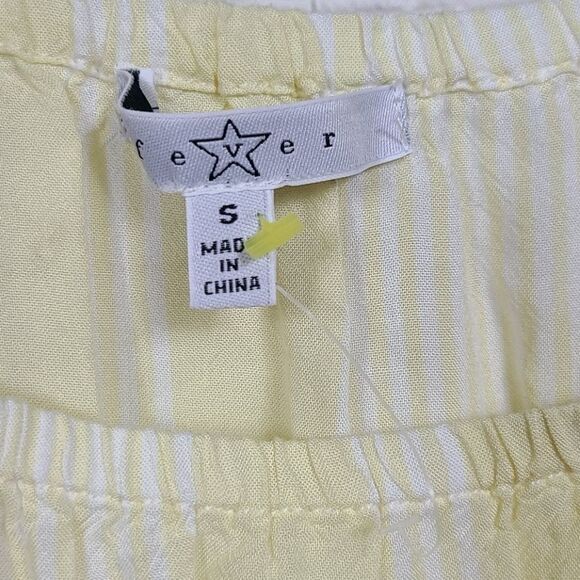 Macy's Fever Mellow Yellow Striped Off the Shoulder Ruffled Peasant Bell Blouse - Picture 8 of 11